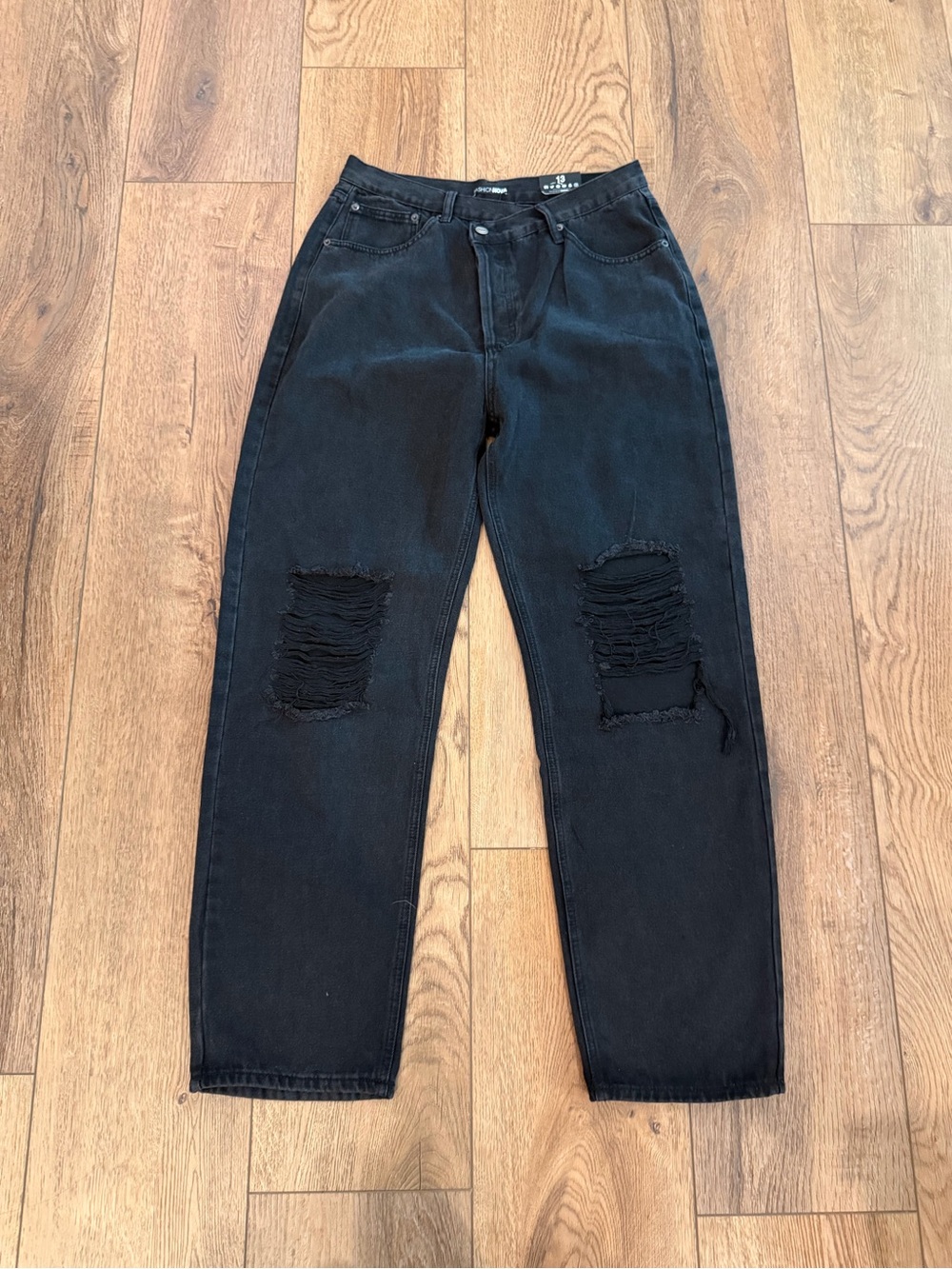 Fashion Nova Black Relaxed Fit Distressed Women’s Jeans